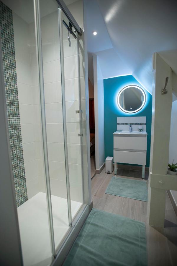 Chambre Jungle Dans Maison D'Hote "Le Petit Clouet"- Rochecorbon Buitenkant foto
